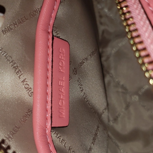 Michael Kors Oval Camera Bag - Picture 6 of 9